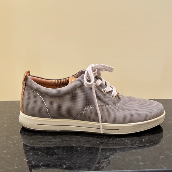 Ecco man’s sneaker type shoe - Picture 2 of 2